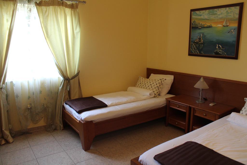 Tazex Apartments Herceg Novi Room photo